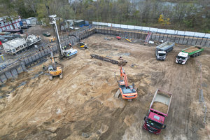 Wykop z wywozem 70 000 m3 przy ul. Białowieskiej we Wrocławiu