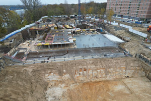 Wykop z wywozem 70 000 m3 przy ul. Białowieskiej we Wrocławiu