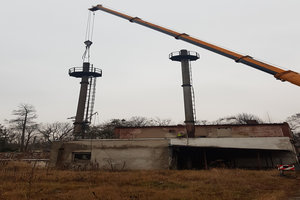 Rozbiórka kominów przy ul. Grabiszyńskiej we Wrocławiu