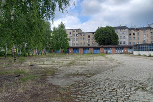 Wyburzenie 14 budynków, wykop 70 tys m3 + zasypki i remedacja Wrocław ul. Kolejowa