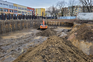 Wyburzenie 14 budynków, wykop 70 tys m3 + zasypki i remedacja Wrocław ul. Kolejowa