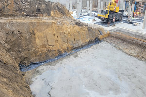 Wyburzenie 14 budynków, wykop 70 tys m3 + zasypki i remedacja Wrocław ul. Kolejowa