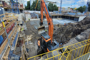 Wyburzenie 14 budynków, wykop 70 tys m3 + zasypki i remedacja Wrocław ul. Kolejowa