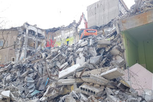 Wyburzenie szpitala kolejowego przy ul. Wiśniowej we Wrocławiu