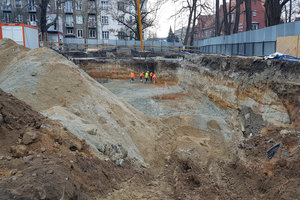 Wykop pod rozporami przy ul. Gdańskiej we Wrocławiu